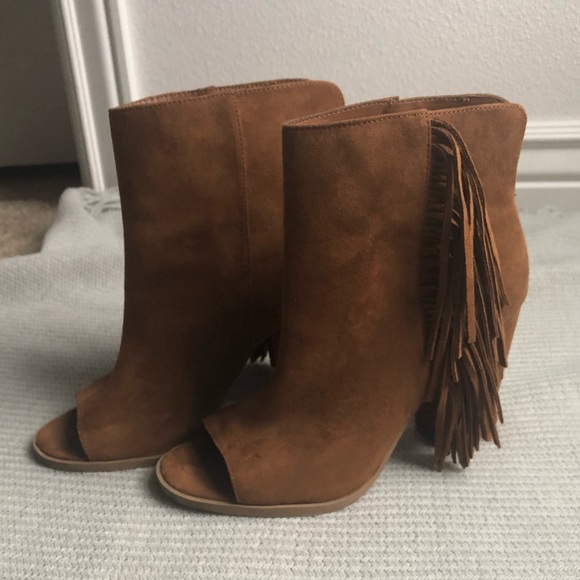 Open toe booties - Picture 4 of 7